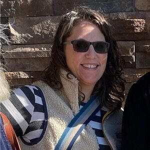 Meet your Posher, Claire